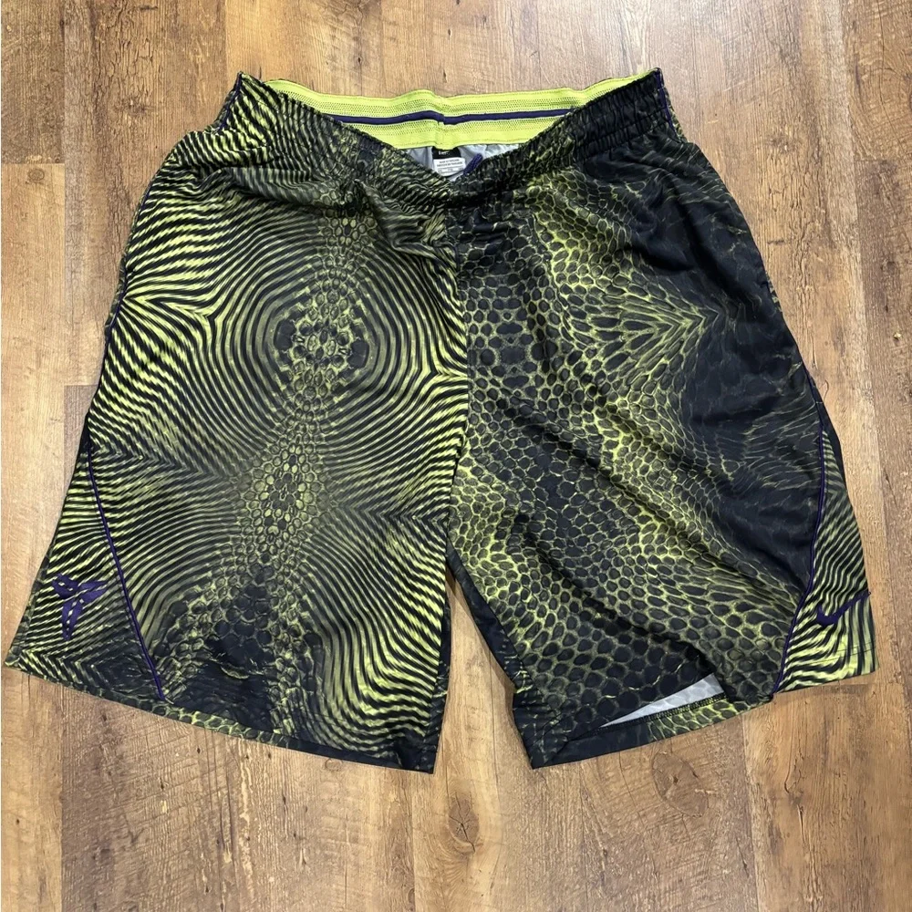 Nike Kobe Mamba masterpiece basketball shorts - Picture 1 of 7